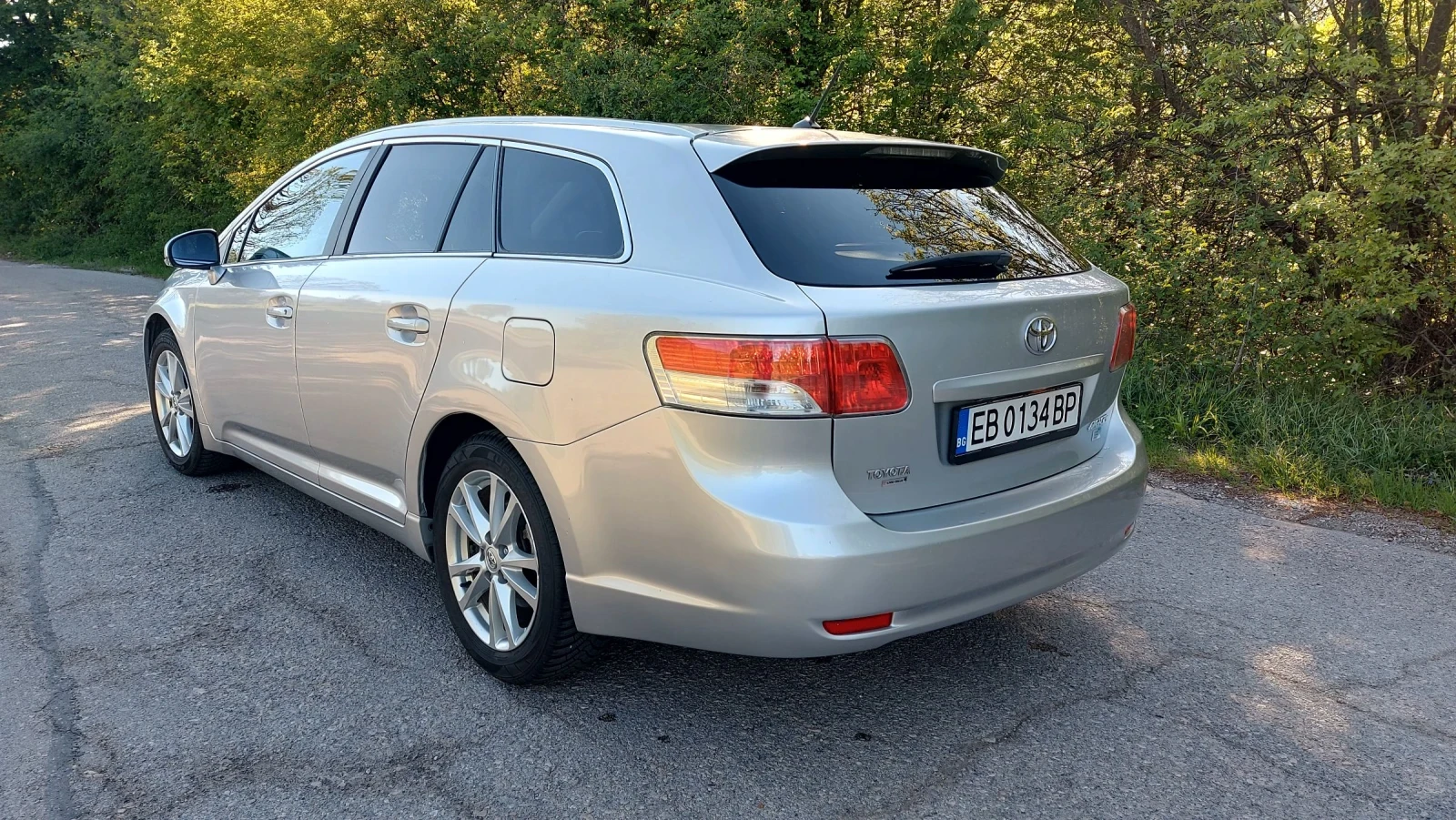 Toyota Avensis  - изображение 7