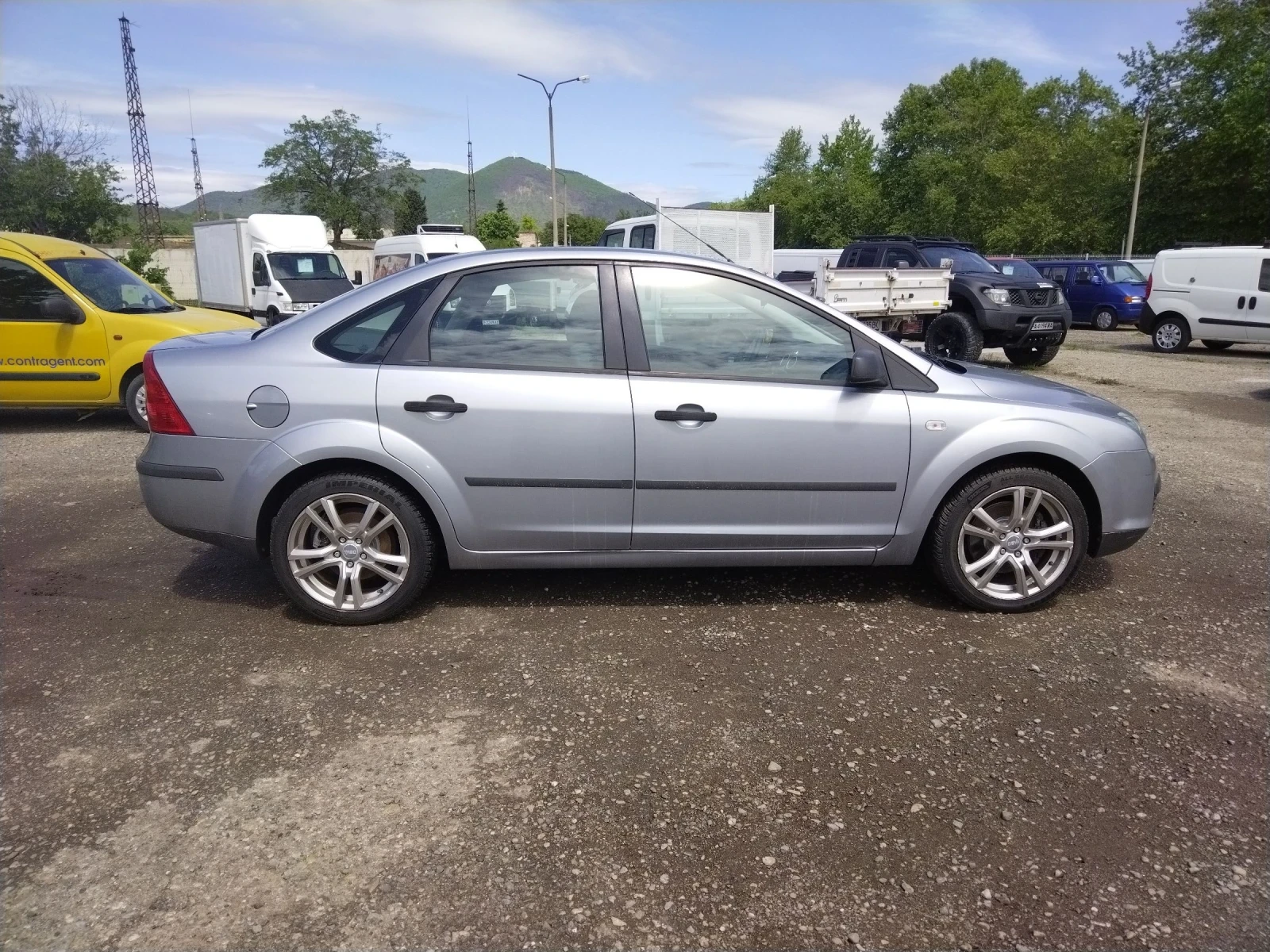 Ford Focus Климатик, навигация, перфектен  - изображение 8