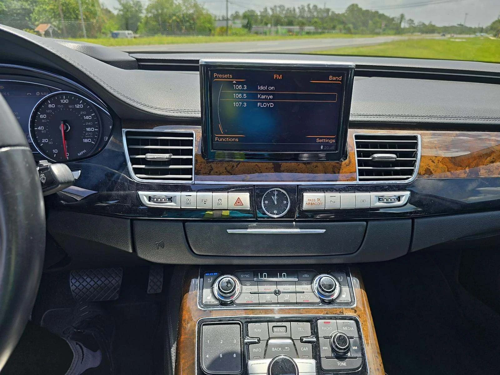 Audi A8 LONG* MATRIX* DISTRONIK* МАСАЖ* 360* HEADUP* PANO* - изображение 6