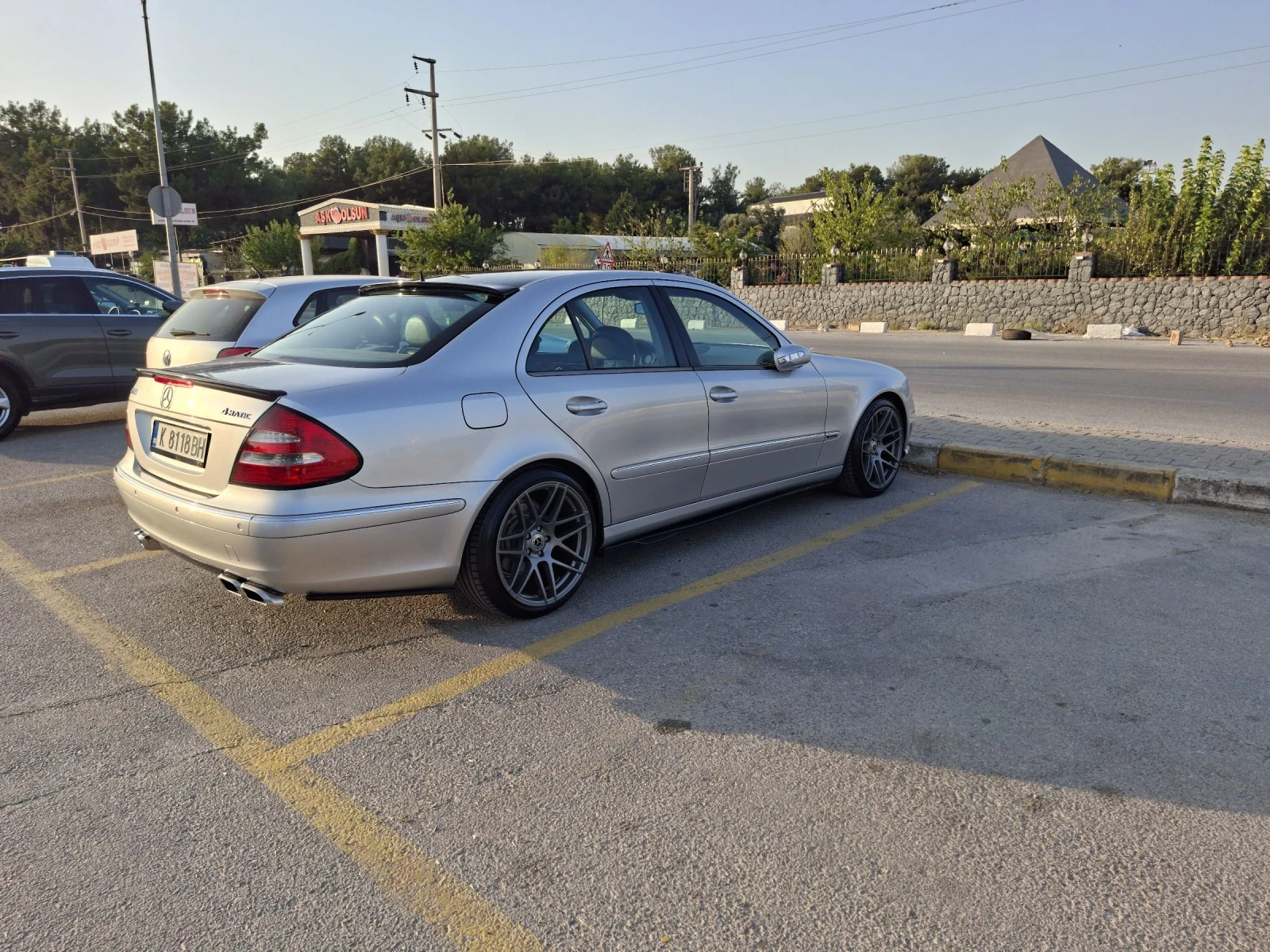 Mercedes-Benz E 240  - изображение 8