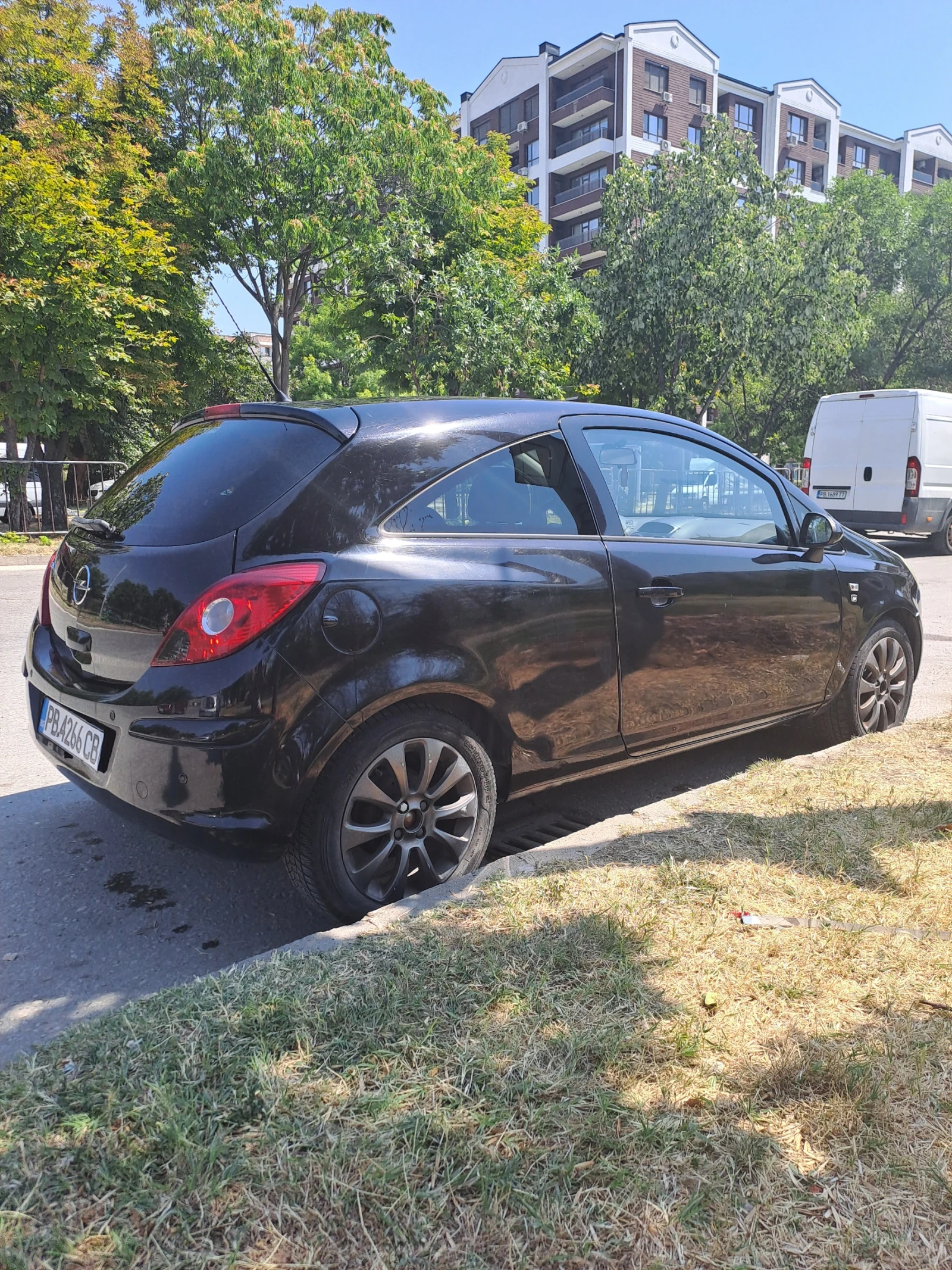 Opel Corsa D - изображение 4