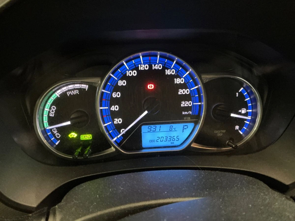 Toyota Yaris 1.5 Hybrid Active - изображение 9