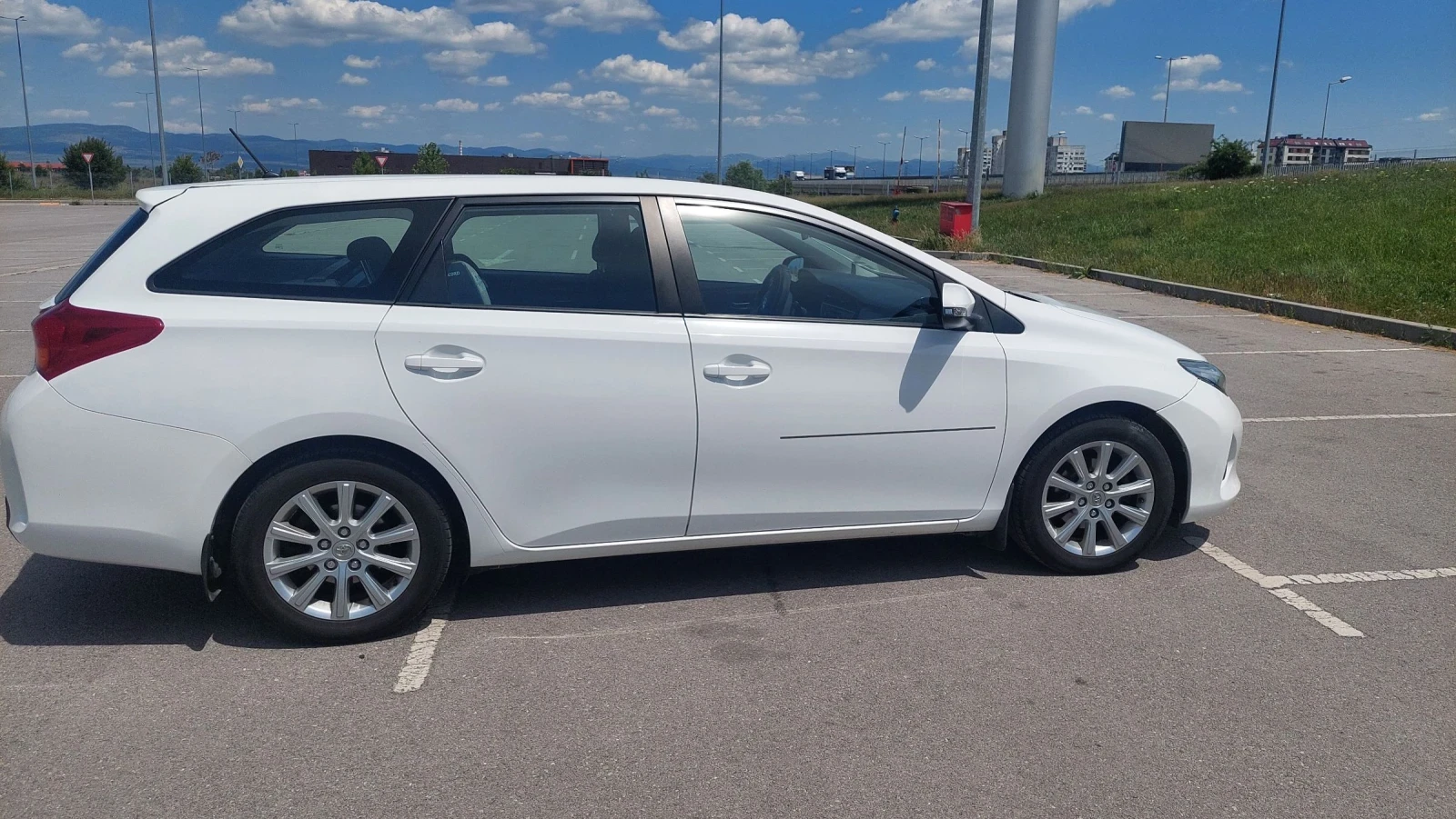 Toyota Auris 1.4d4d | Mobile.bg � ����������� 5