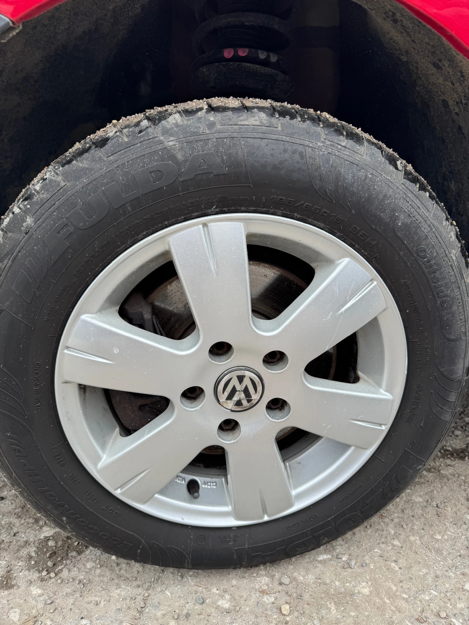 VW Caddy, снимка 8 - Автомобили и джипове - 54594650
