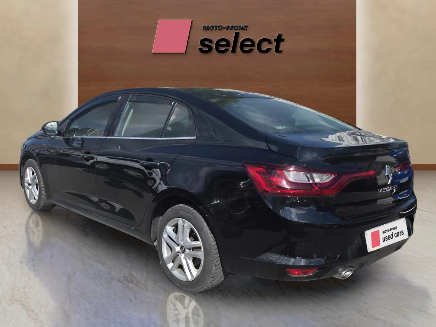 Renault Megane 1.3 TCE, снимка 7 - Автомобили и джипове - 54684116