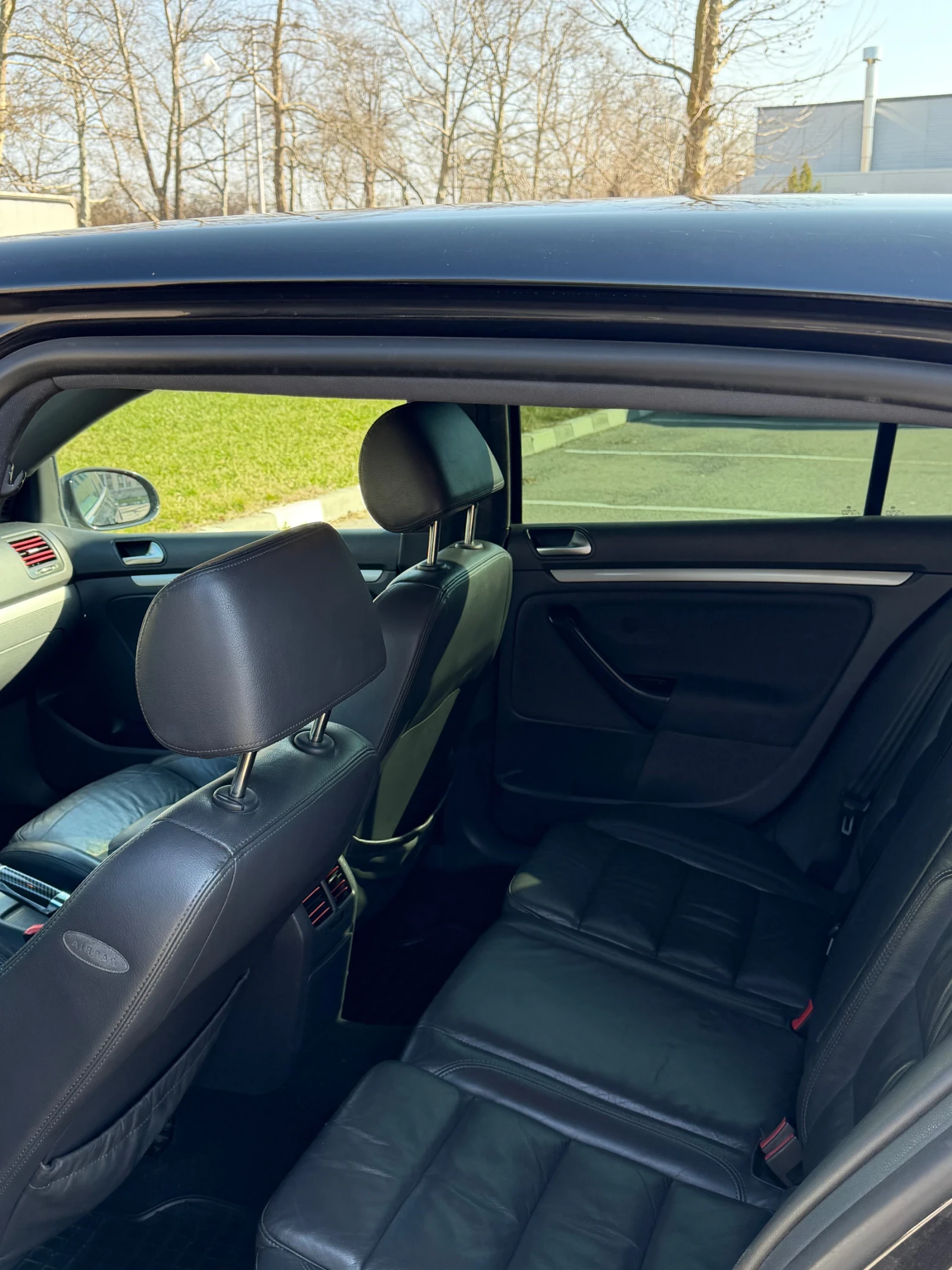 VW Golf 1.9 TDI, снимка 9 - Автомобили и джипове - 54741962