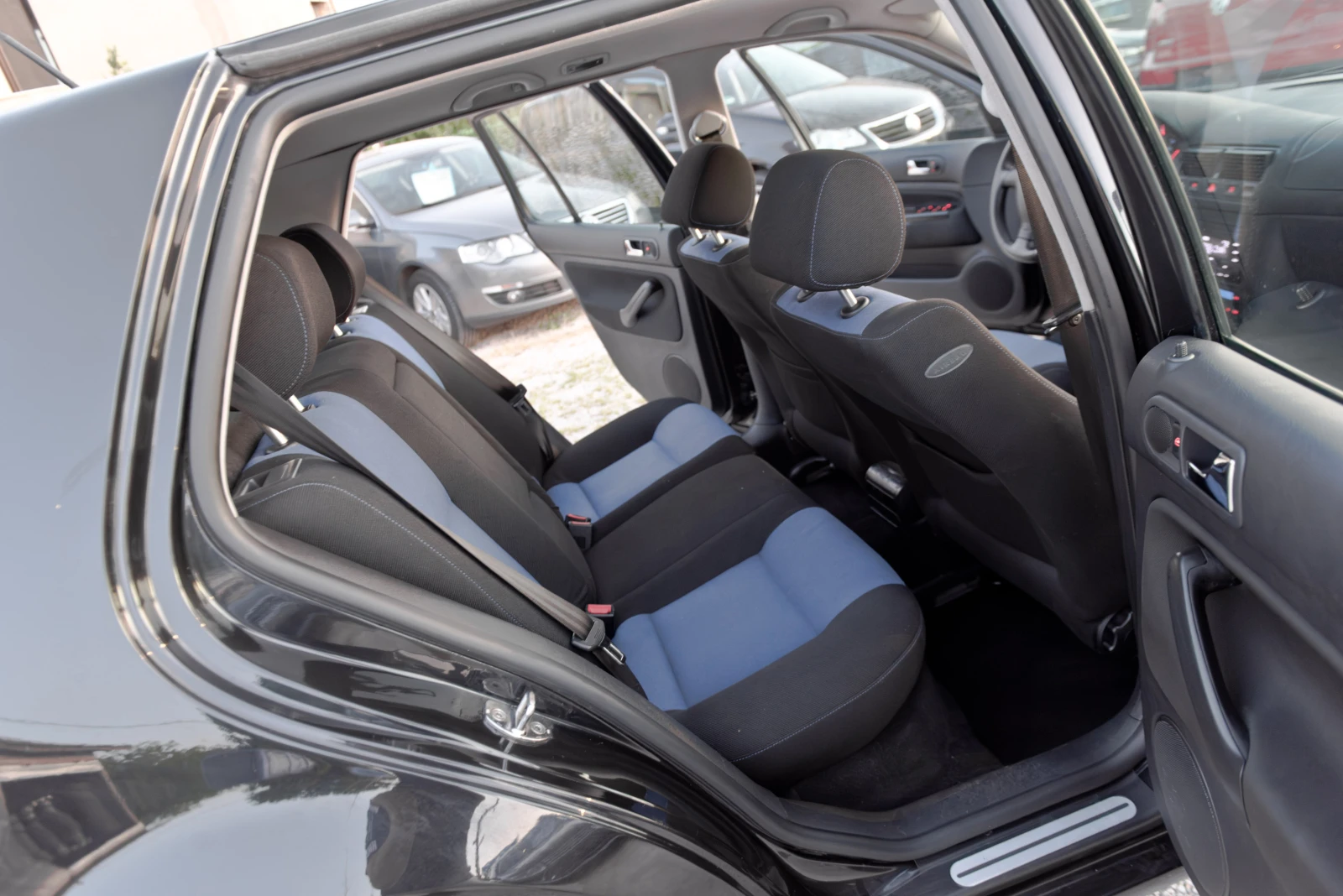VW Golf 1.9tdi 90ks, снимка 11 - Автомобили и джипове - 54861256