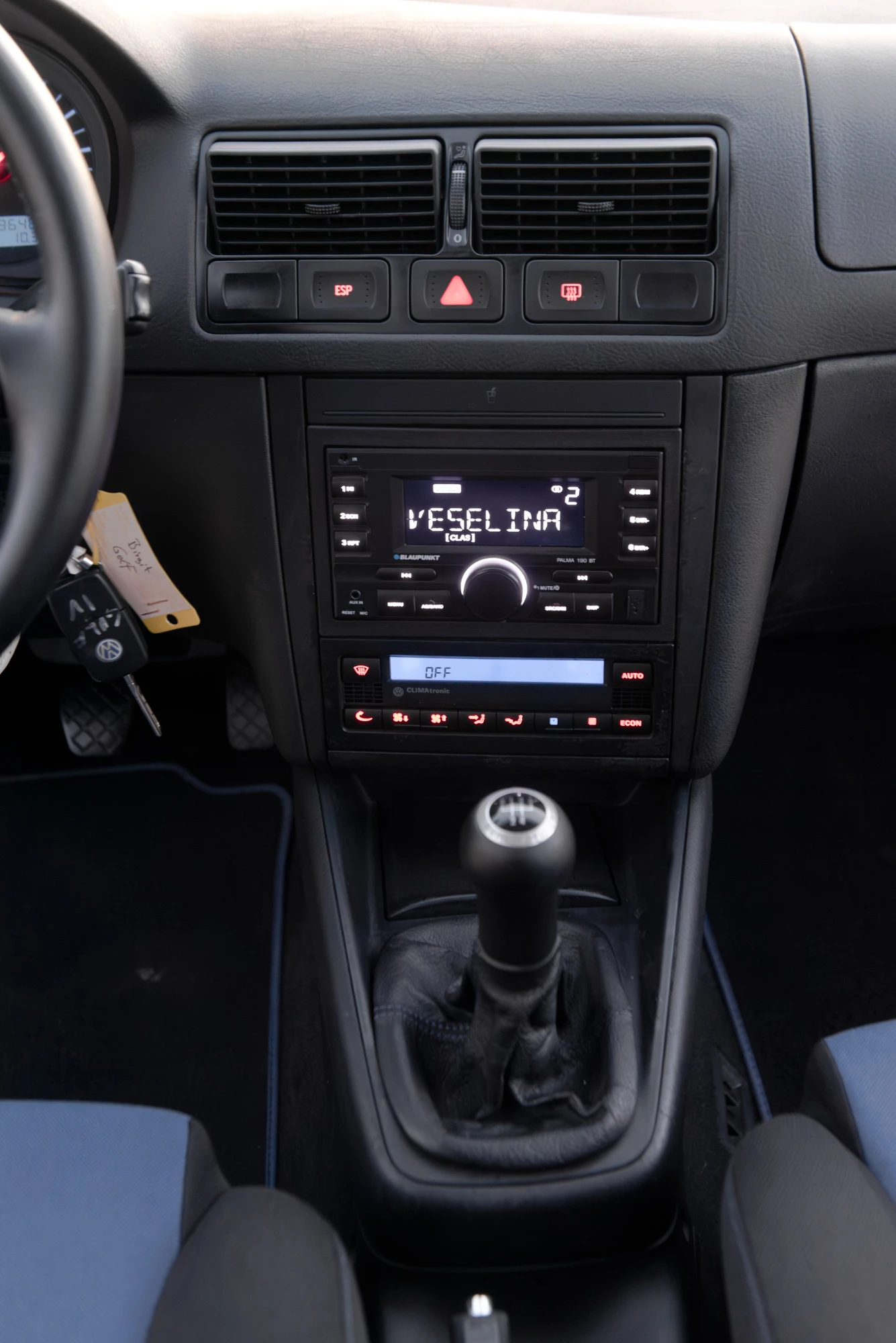VW Golf 1.9tdi 90ks, снимка 15 - Автомобили и джипове - 54861256