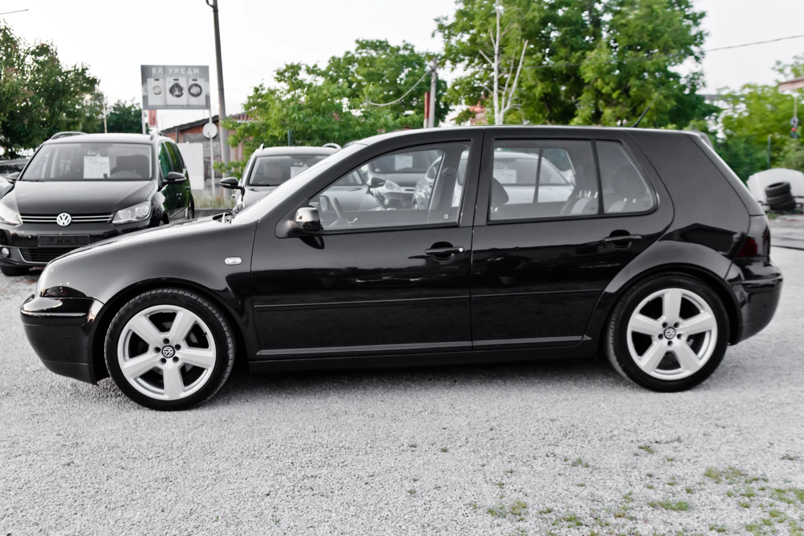 VW Golf 1.9tdi 90ks, снимка 8 - Автомобили и джипове - 54861256