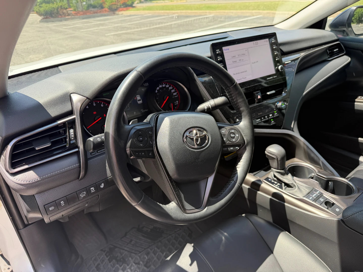Toyota Camry Малък пробег / Без удари / Есктри, снимка 10 - Автомобили и джипове - 54912463