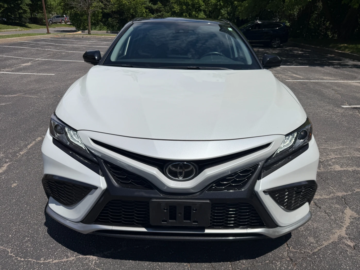 Toyota Camry Малък пробег / Без удари / Есктри, снимка 4 - Автомобили и джипове - 54912463