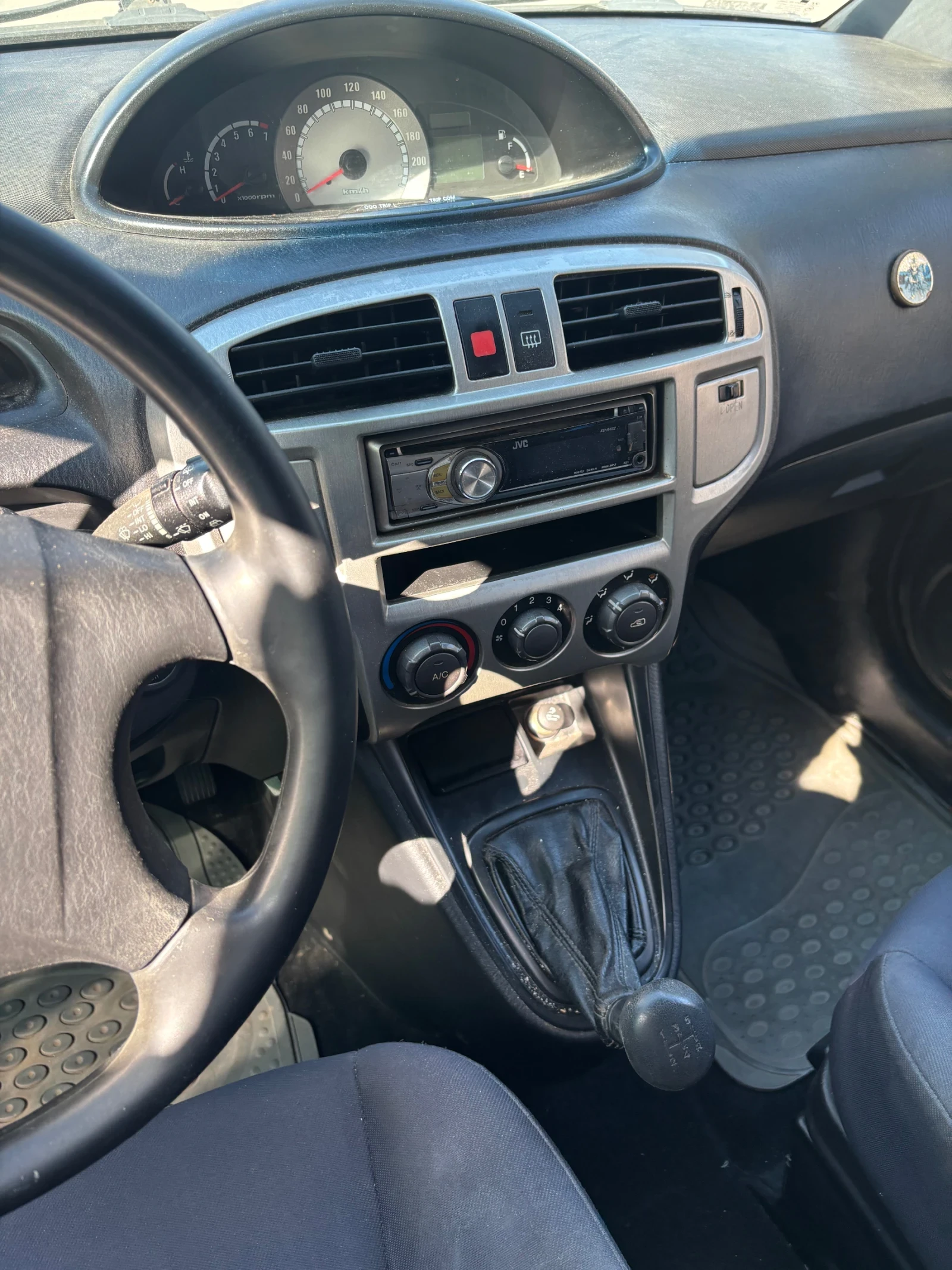 Hyundai Matrix Бензин, снимка 7 - Автомобили и джипове - 55095228