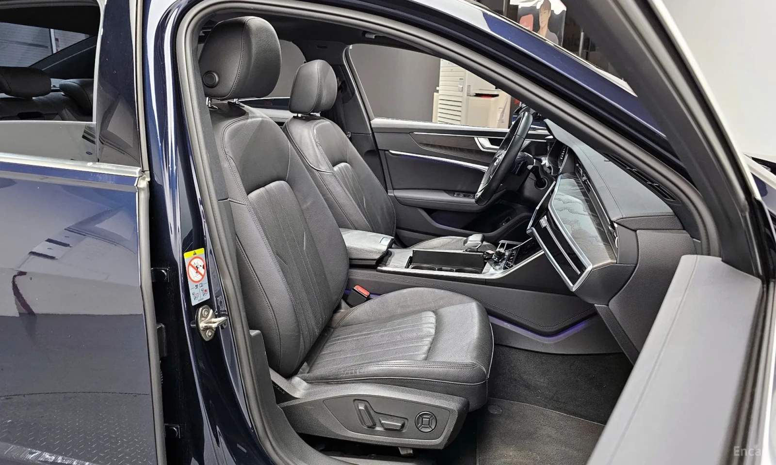 Audi A6 C8* OBDUX* PODGREV* UNIKAT* TOP CENA* TEXNOTEST* , снимка 12 - Автомобили и джипове - 55295067