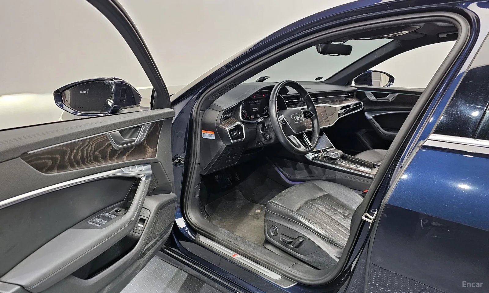 Audi A6 C8* OBDUX* PODGREV* UNIKAT* TOP CENA* TEXNOTEST* , снимка 10 - Автомобили и джипове - 55295067