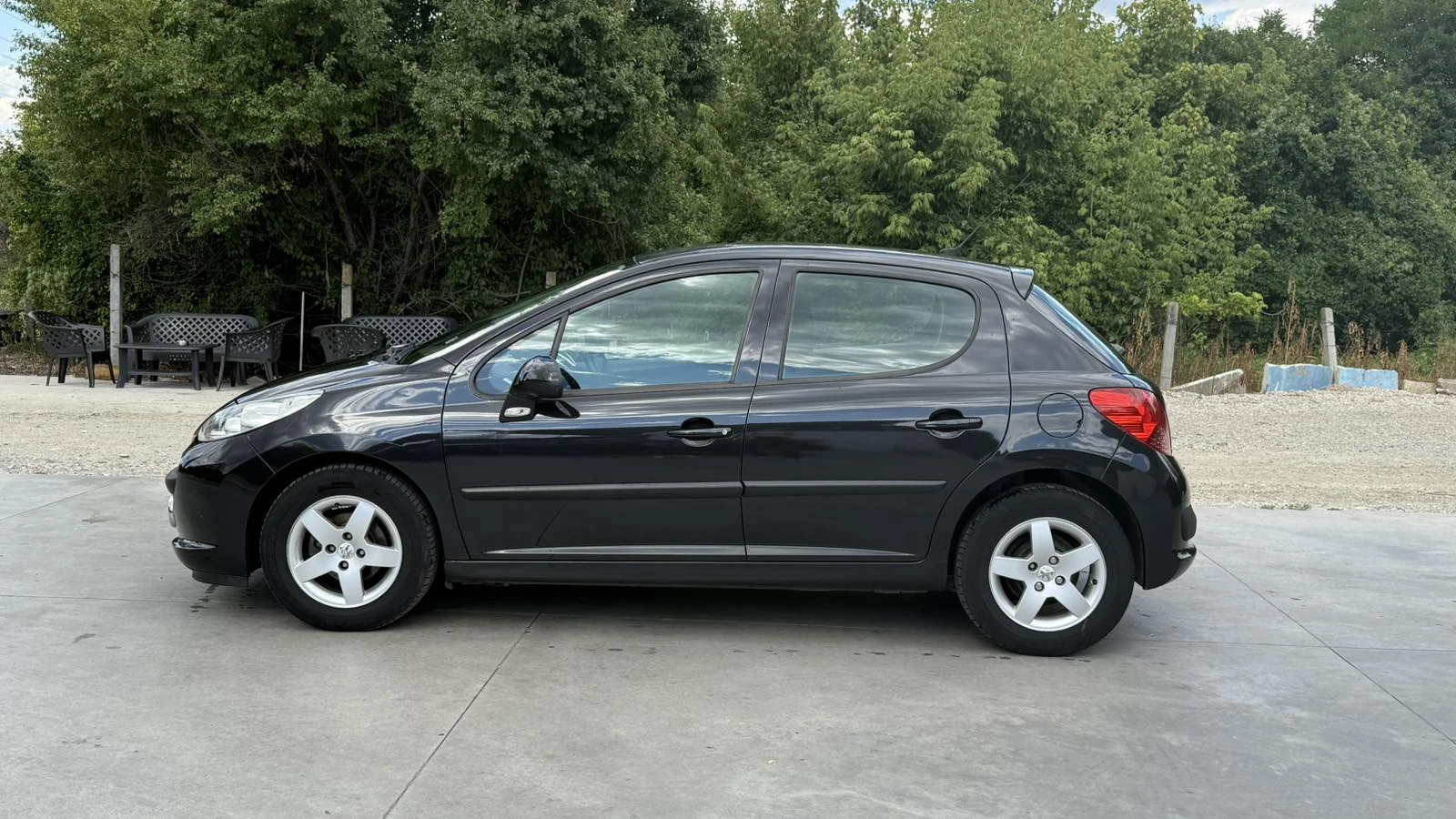 Peugeot 207 1.4 Стария двигател, снимка 5 - Автомобили и джипове - 55404573