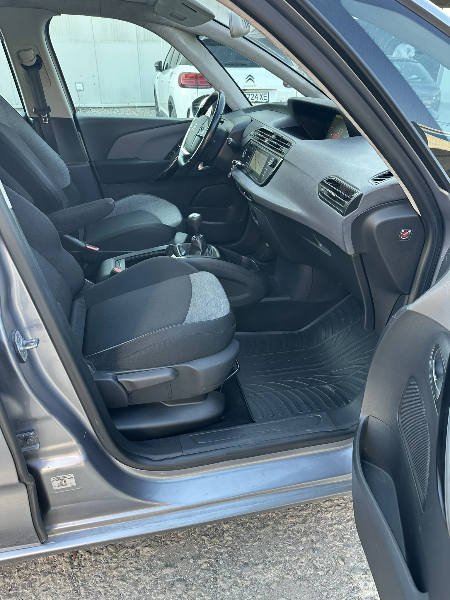 Citroen C4 Picasso, снимка 8 - Автомобили и джипове - 55455320