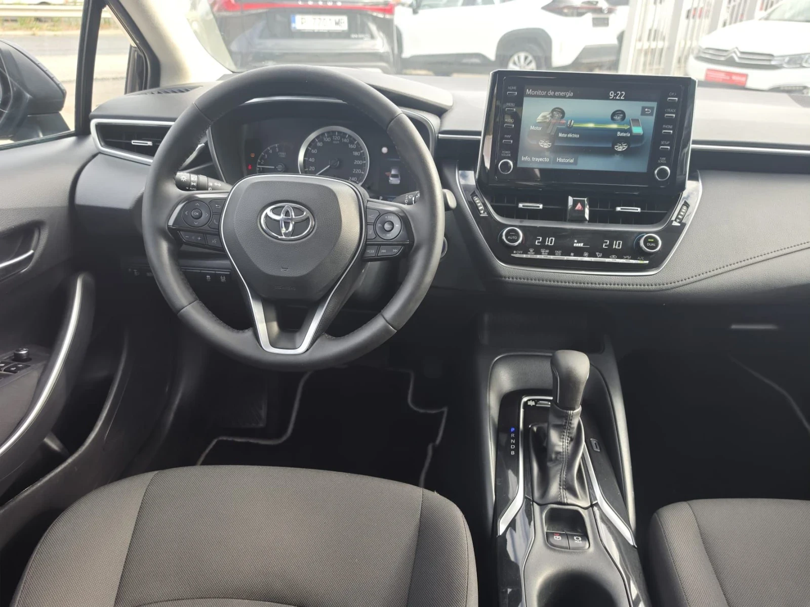 Toyota Corolla 1.8 HYBRID* ГАЗ* ОТЛИЧЕН* , снимка 9 - Автомобили и джипове - 55716970