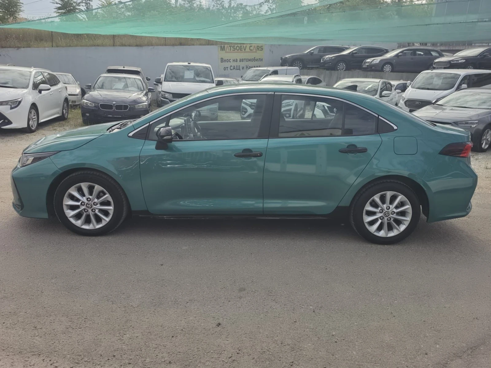 Toyota Corolla 1.8 HYBRID* ГАЗ* ОТЛИЧЕН* , снимка 2 - Автомобили и джипове - 55716970