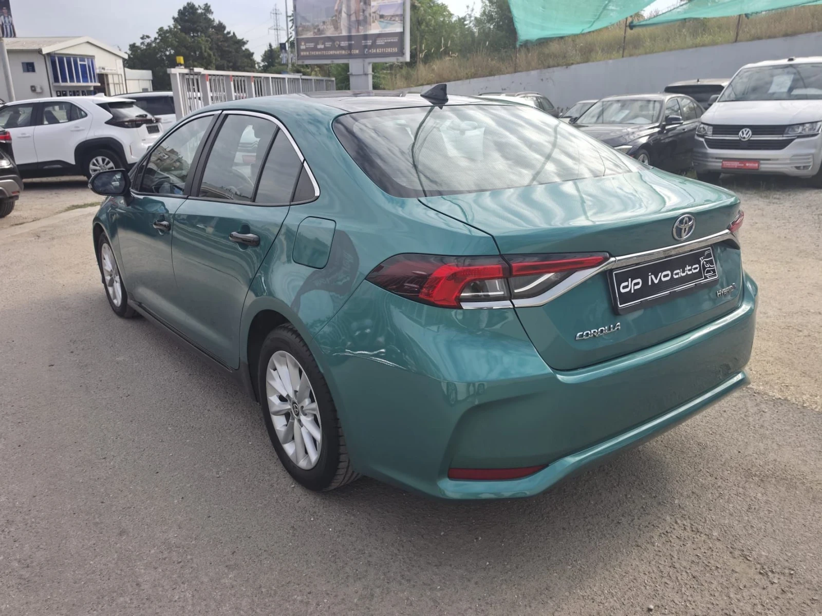 Toyota Corolla 1.8 HYBRID* ГАЗ* ОТЛИЧЕН* , снимка 3 - Автомобили и джипове - 55716970