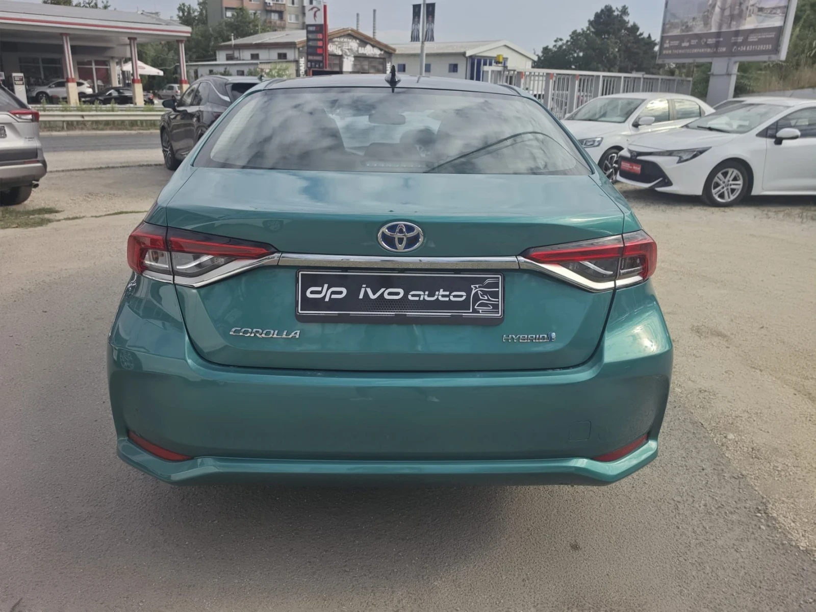 Toyota Corolla 1.8 HYBRID* ГАЗ* ОТЛИЧЕН* , снимка 4 - Автомобили и джипове - 55716970