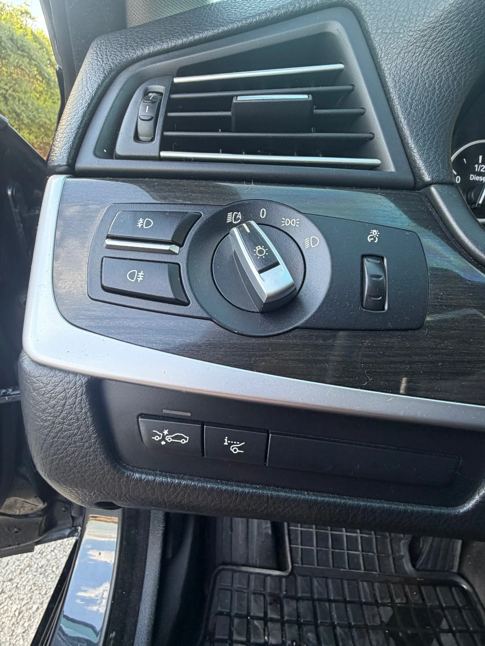 BMW 535  299к.с (на задно) /Дистроник, Вакуум/Head, снимка 8 - Автомобили и джипове - 56314683