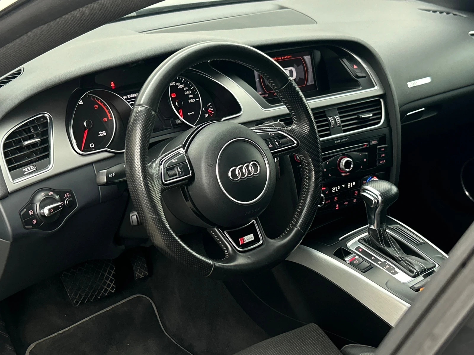 Audi A5 AUDI A5* SPORTBACK*  S-line* 3.0 TDI * FACELIFT* Л, снимка 9 - Автомобили и джипове - 56341402