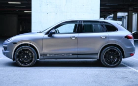    Porsche Cayenne Gray Matt+  !
