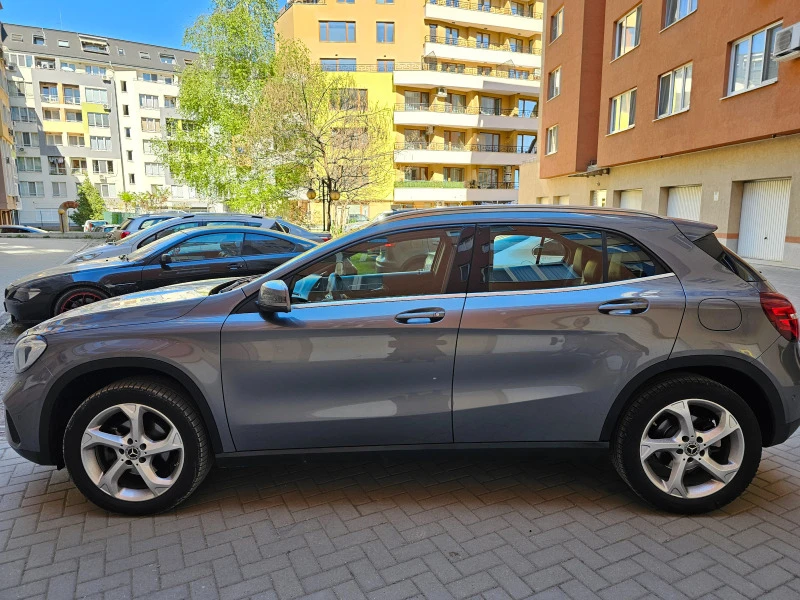 Mercedes-Benz GLA 200, снимка 5 - Автомобили и джипове - 46721659