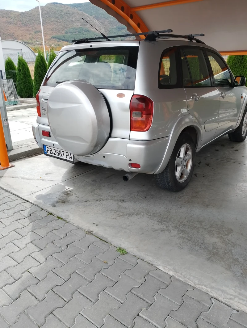 Toyota Rav4 D4D, снимка 2 - Автомобили и джипове - 47566334