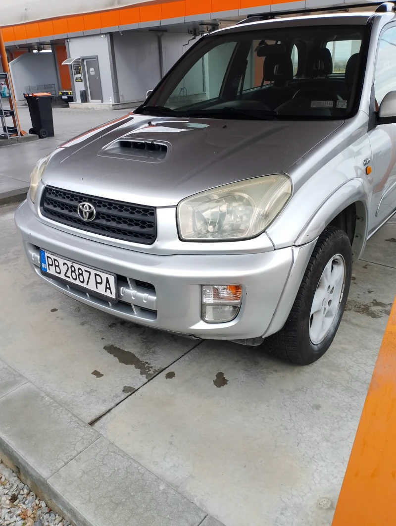 Toyota Rav4 D4D, снимка 3 - Автомобили и джипове - 47566334