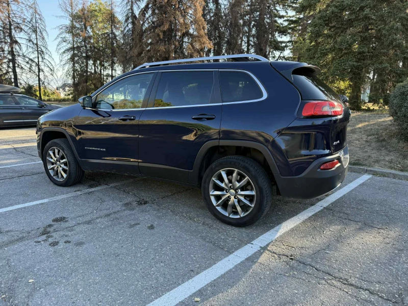 Jeep Cherokee 2.4 MultiAir2 Limited, снимка 2 - Автомобили и джипове - 52568204