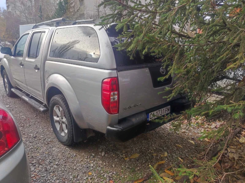 Nissan Navara, снимка 2 - Автомобили и джипове - 52497851