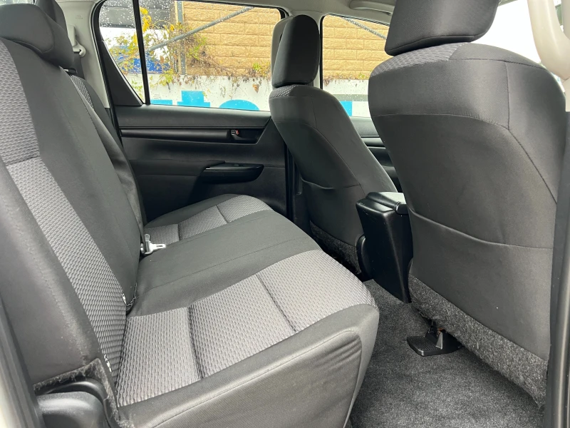Toyota Hilux 2.4 D4D FACELIFT/22.07.2021/EURO-6D, снимка 12 - Автомобили и джипове - 52565448