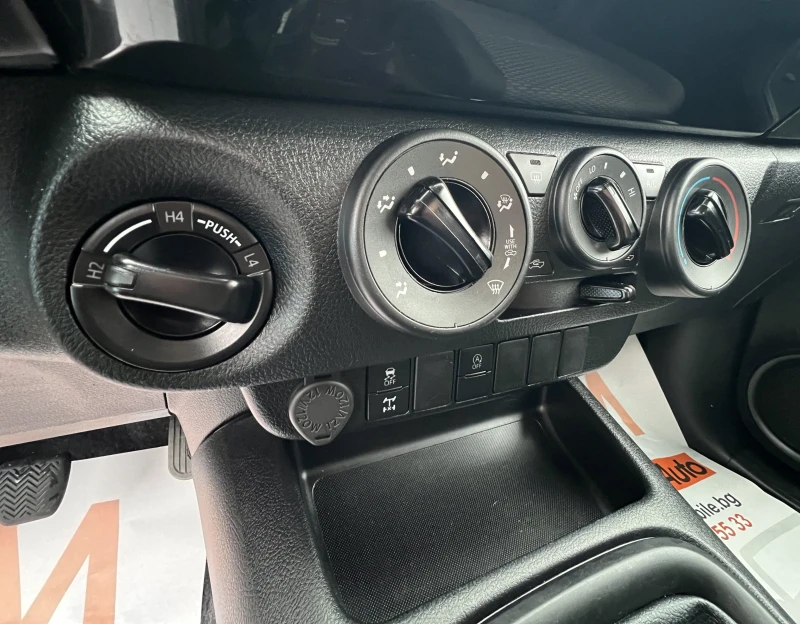 Toyota Hilux 2.4 D4D FACELIFT/22.07.2021/EURO-6D, снимка 11 - Автомобили и джипове - 52565448
