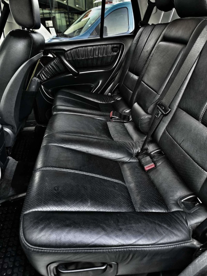 Mercedes-Benz ML 500 5000, снимка 8 - Автомобили и джипове - 53015150