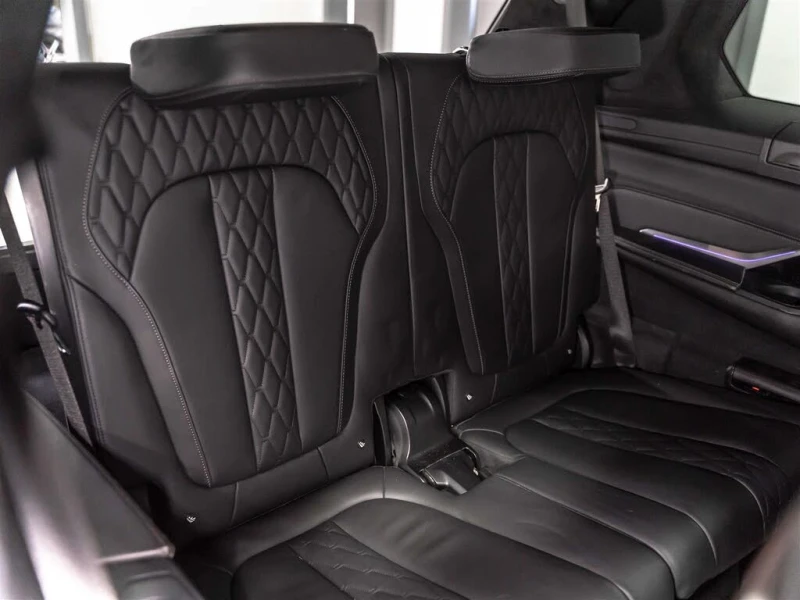 BMW X7 M50i AWD, снимка 15 - Автомобили и джипове - 53430332