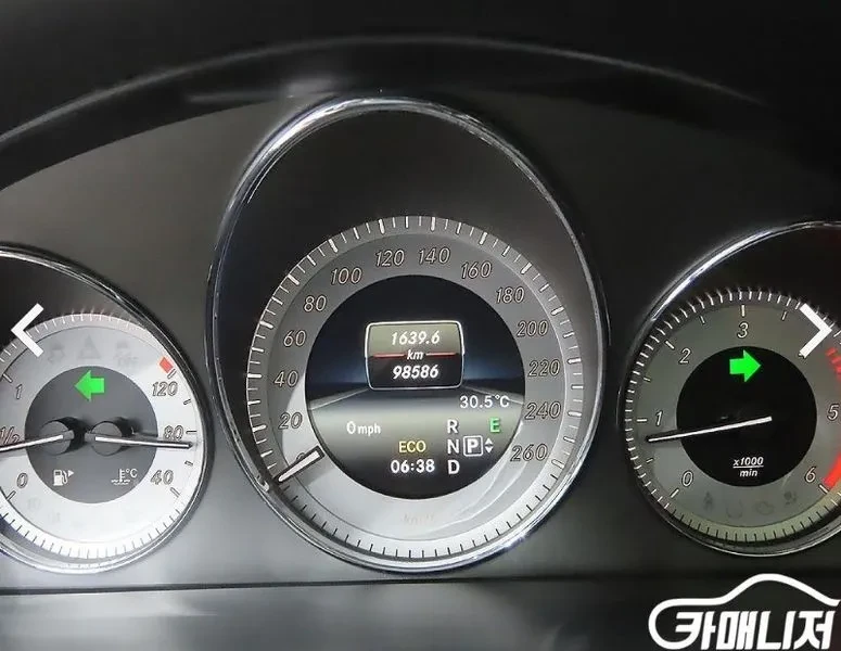 Mercedes-Benz GLK 220 CDI BLUE EFFICIENCY, снимка 6 - Автомобили и джипове - 55719486