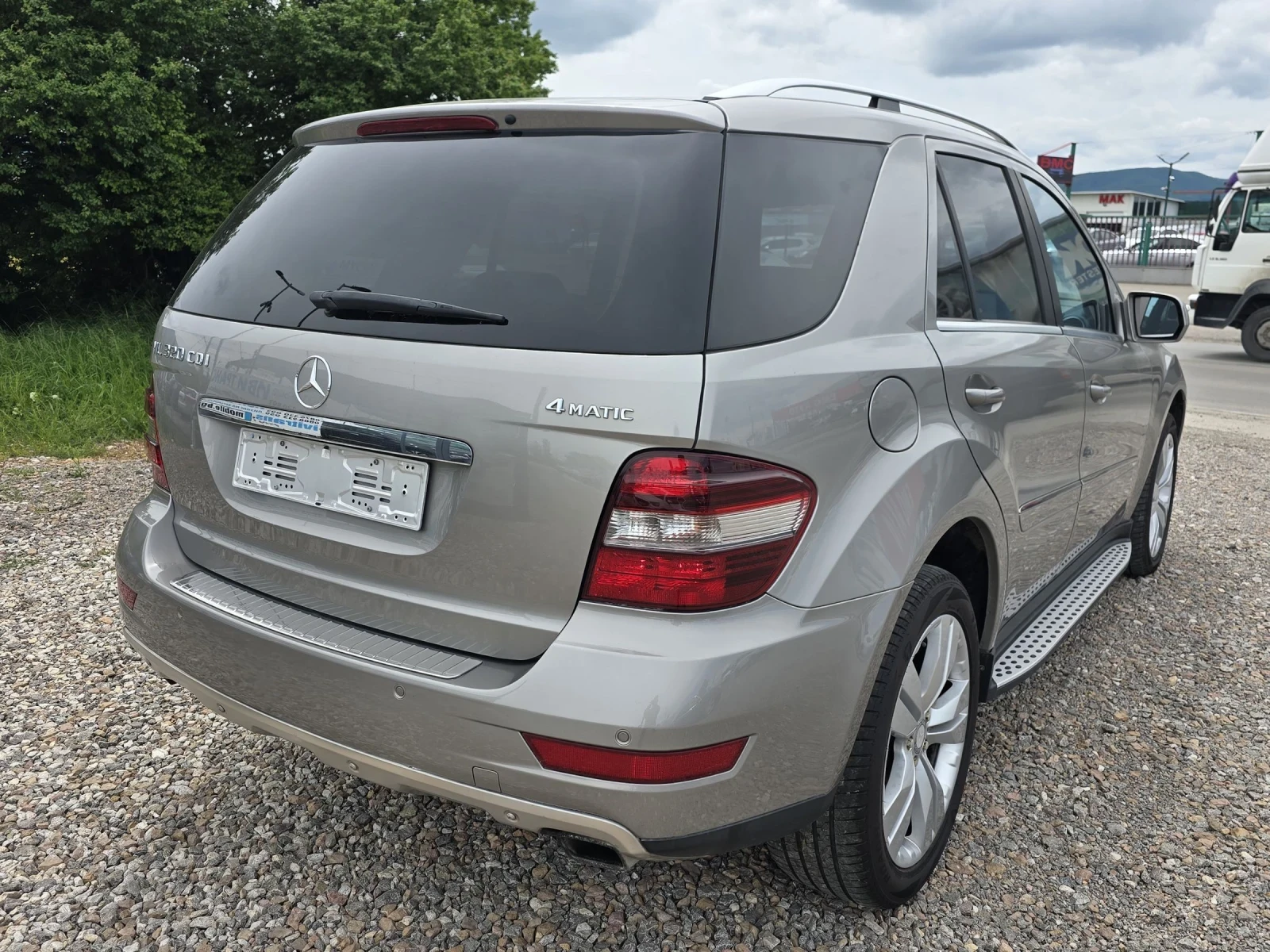 Mercedes-Benz ML 320  - изображение 8