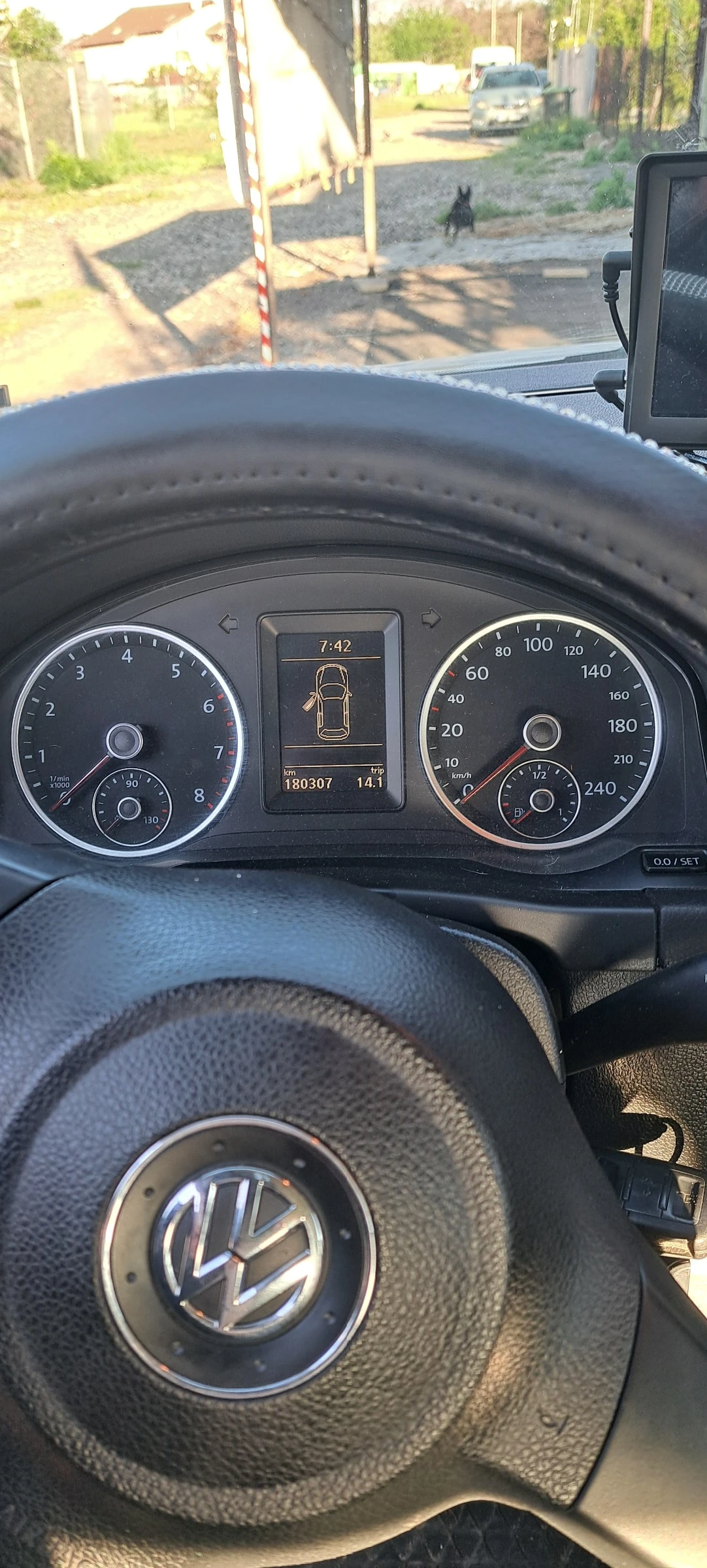 VW Tiguan  - изображение 5