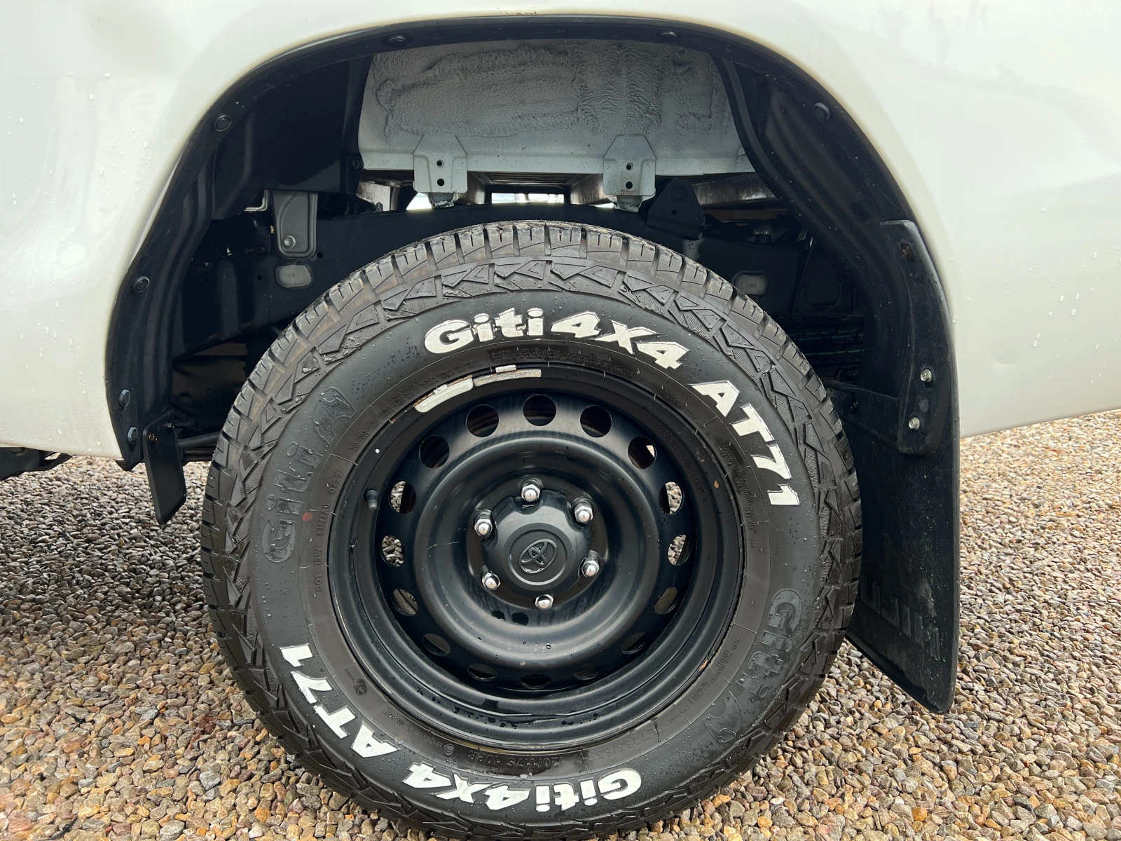 Toyota Hilux 2.4 D4D FACELIFT/22.07.2021/EURO-6D - изображение 7