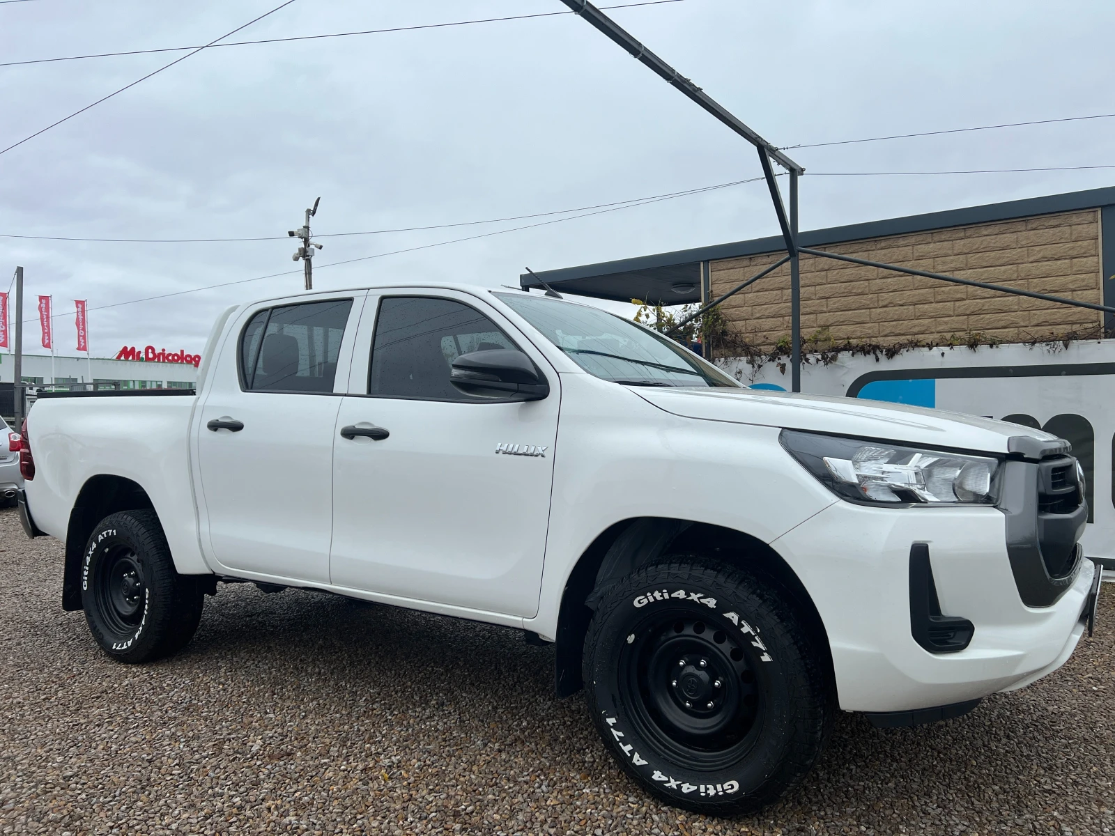 Toyota Hilux 2.4 D4D FACELIFT/22.07.2021/EURO-6D - изображение 3