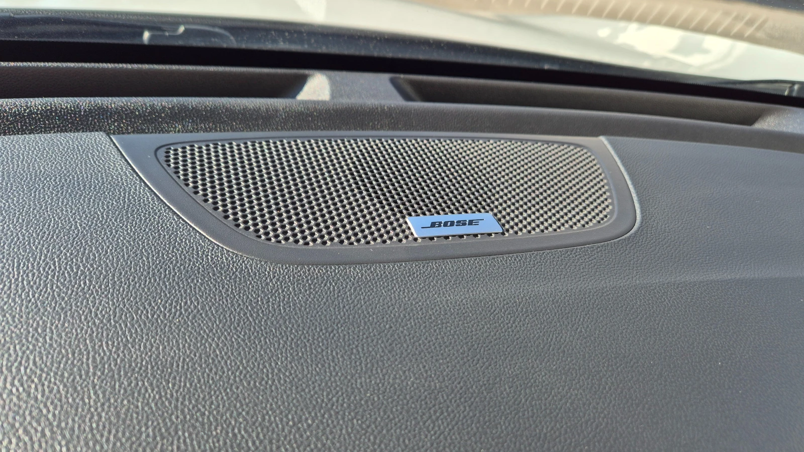 Renault Kadjar 1.5dci/panorama/BOSE, снимка 15 - Автомобили и джипове - 54138352