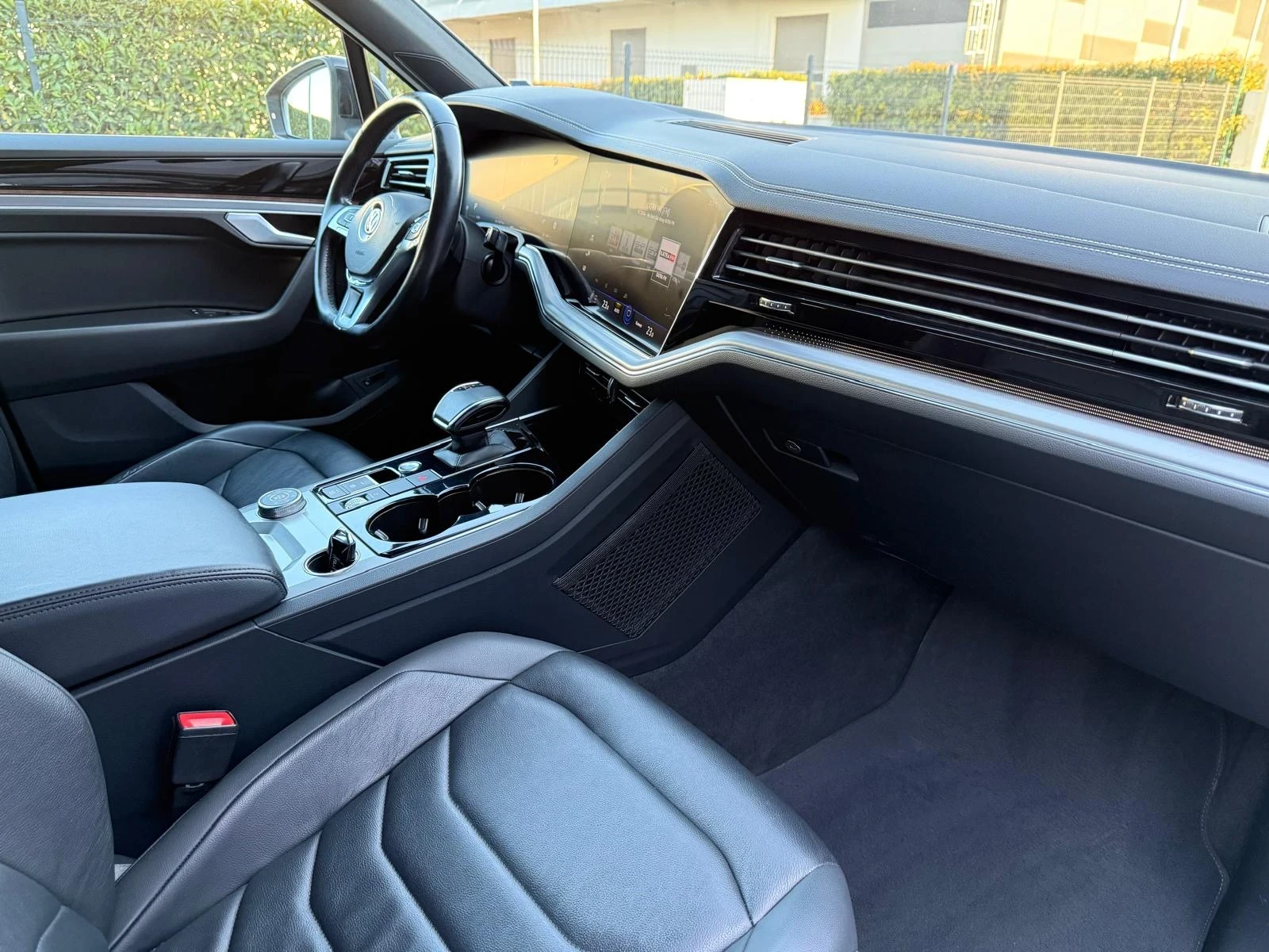 VW Touareg 4motion 286PS, снимка 5 - Автомобили и джипове - 54315388