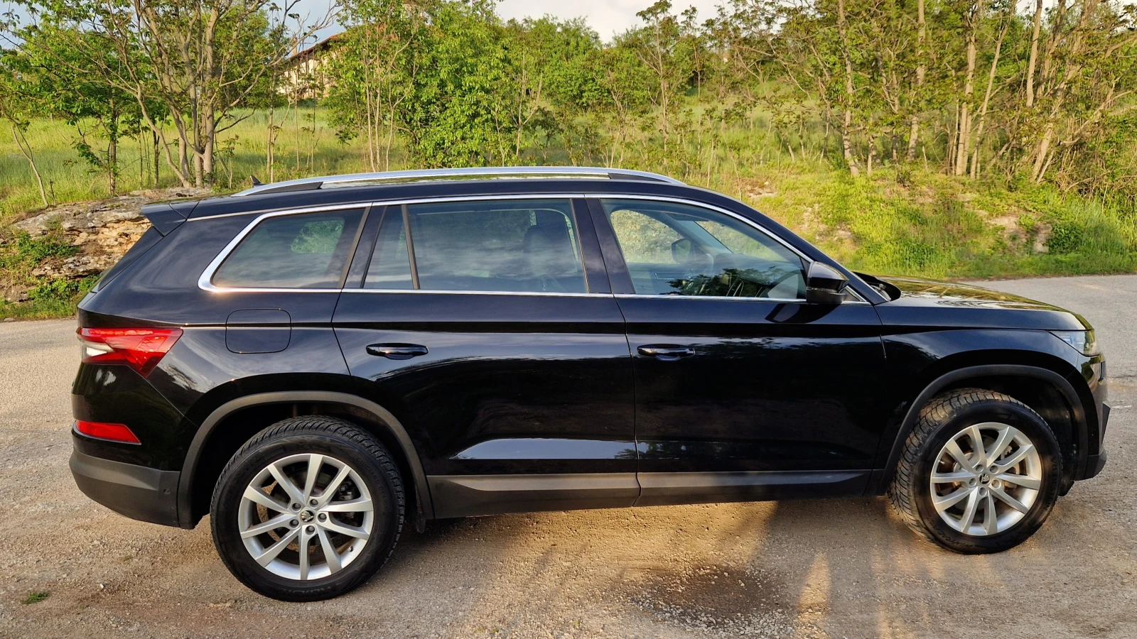 Skoda Kodiaq DSG 200кс 2.0TDI 4x4, снимка 3 - Автомобили и джипове - 54613328