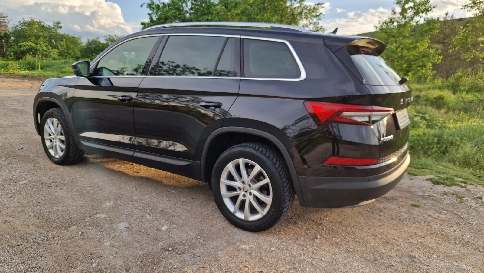 Skoda Kodiaq DSG 200кс 2.0TDI 4x4, снимка 2 - Автомобили и джипове - 54613328
