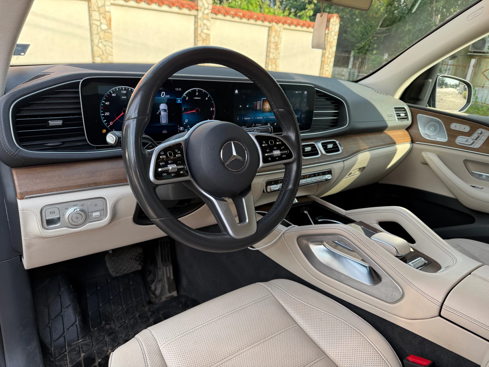 Mercedes-Benz GLE 400, снимка 6 - Автомобили и джипове - 54817681