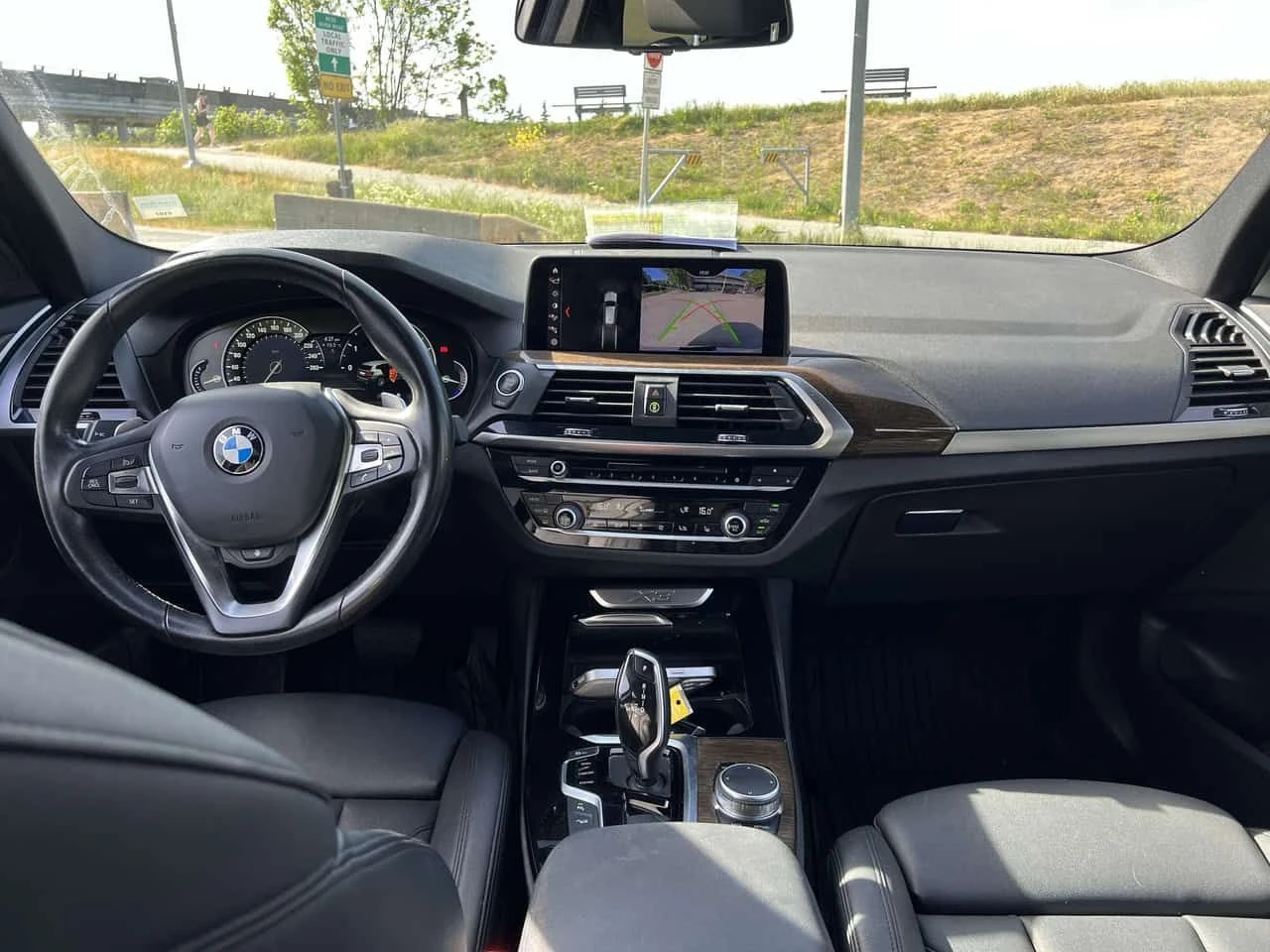 BMW X3 xDrive30i| Glacier Silver| PANO| ПОДГРЕВИ| ПАМЕТ| , снимка 11 - Автомобили и джипове - 55220029