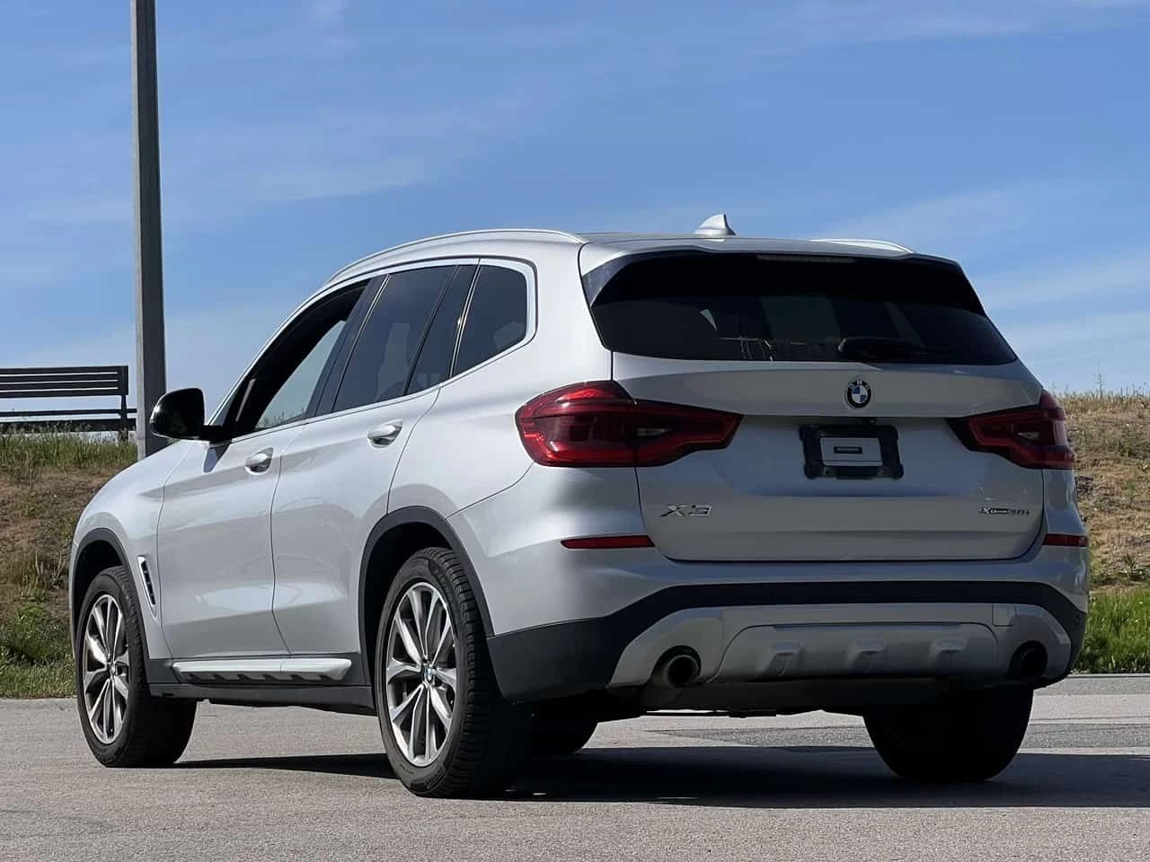 BMW X3 xDrive30i| Glacier Silver| PANO| ПОДГРЕВИ| ПАМЕТ| , снимка 6 - Автомобили и джипове - 55220029
