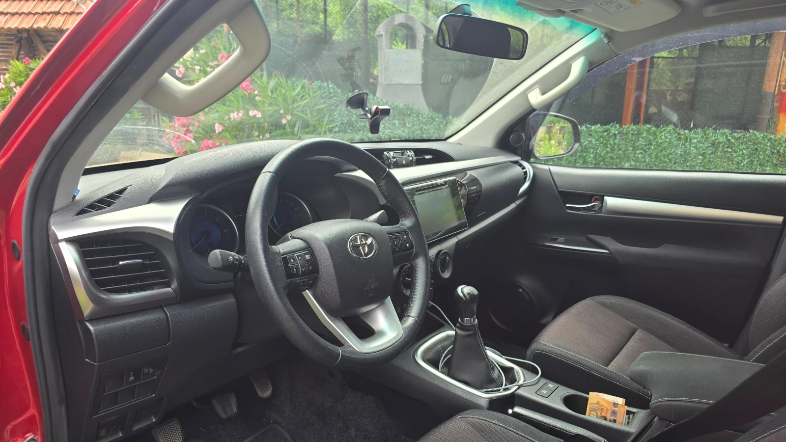 Toyota Hilux, снимка 5 - Автомобили и джипове - 55282728