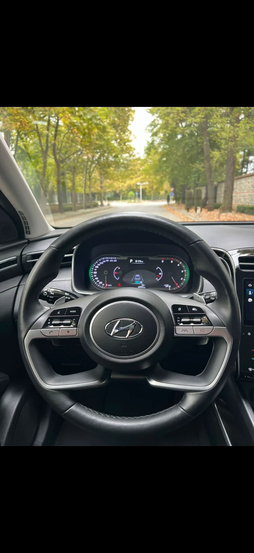 Hyundai Tucson, снимка 6 - Автомобили и джипове - 55936830